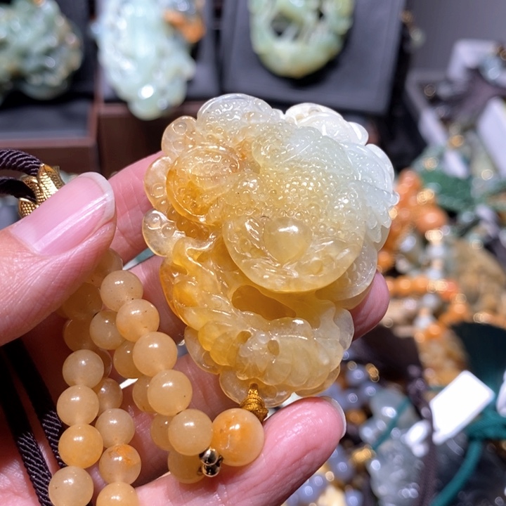 岫玉毛衣链未镶嵌