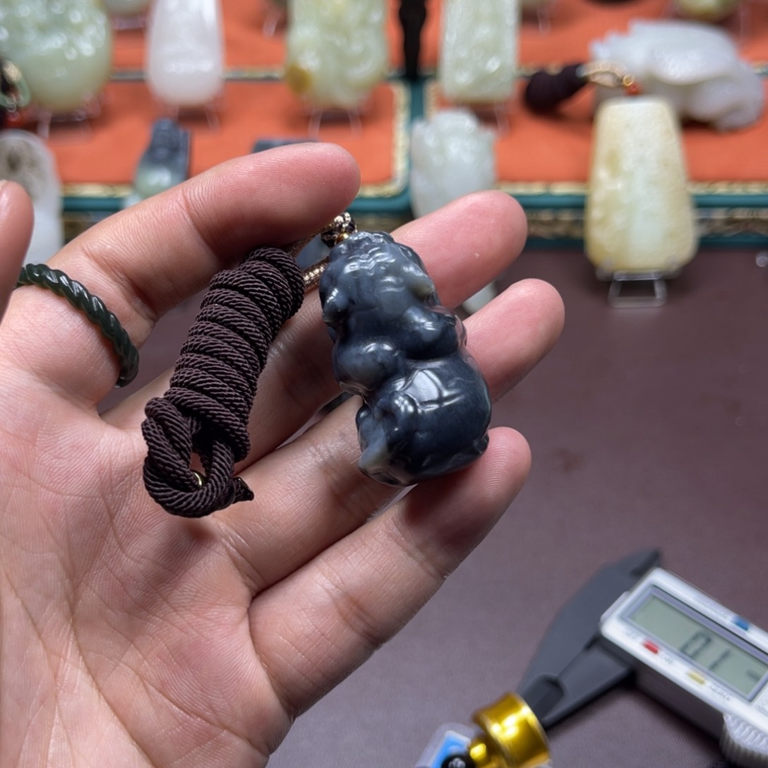 和田玉挂件未镶嵌