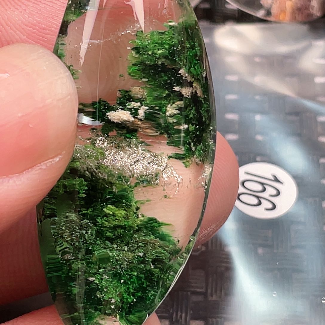 【闪购商品】颈饰未镶嵌水晶?****?