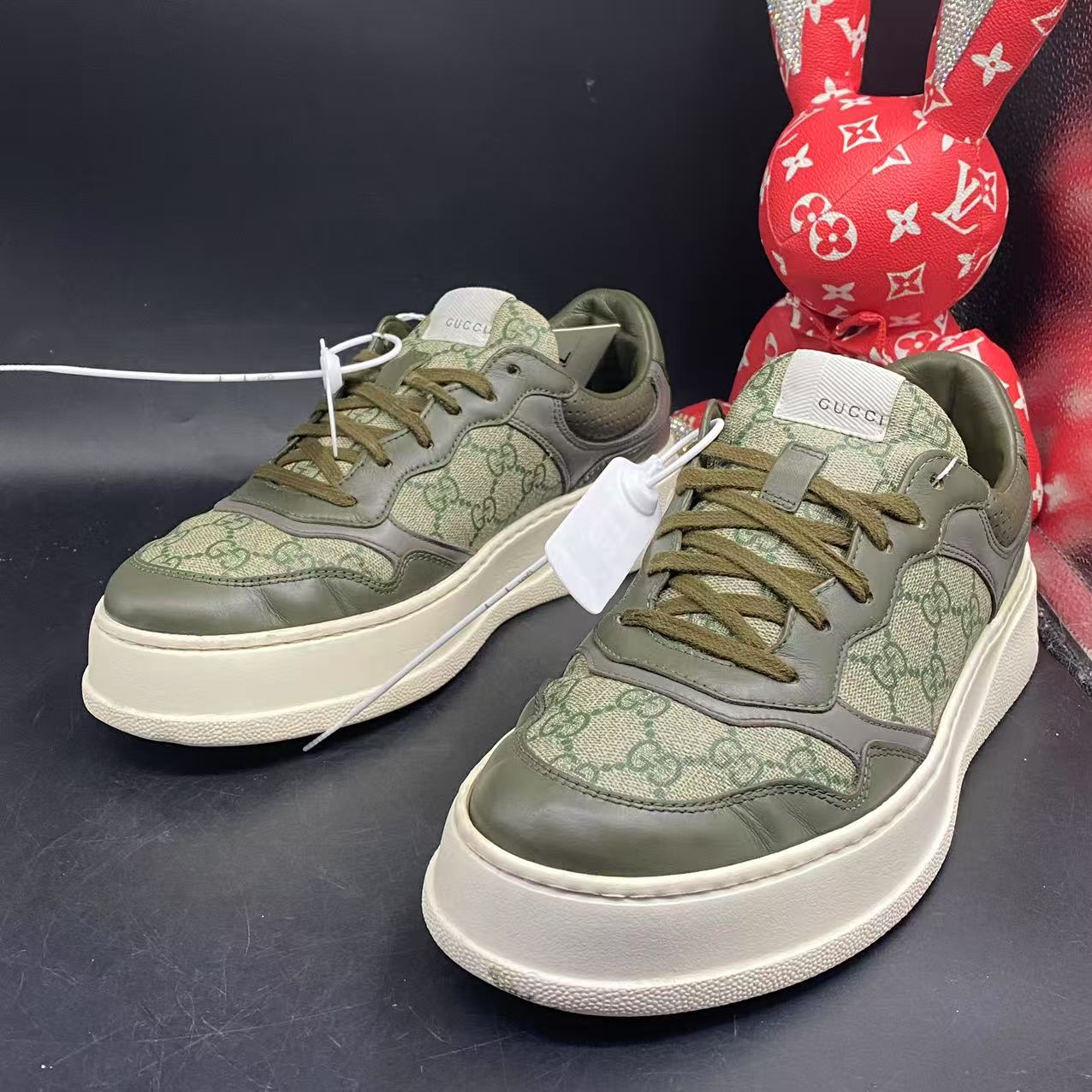 95新 GUCCI/古驰 【聚星优选】潮鞋抹茶绿老花饼干鞋42欧码kke007