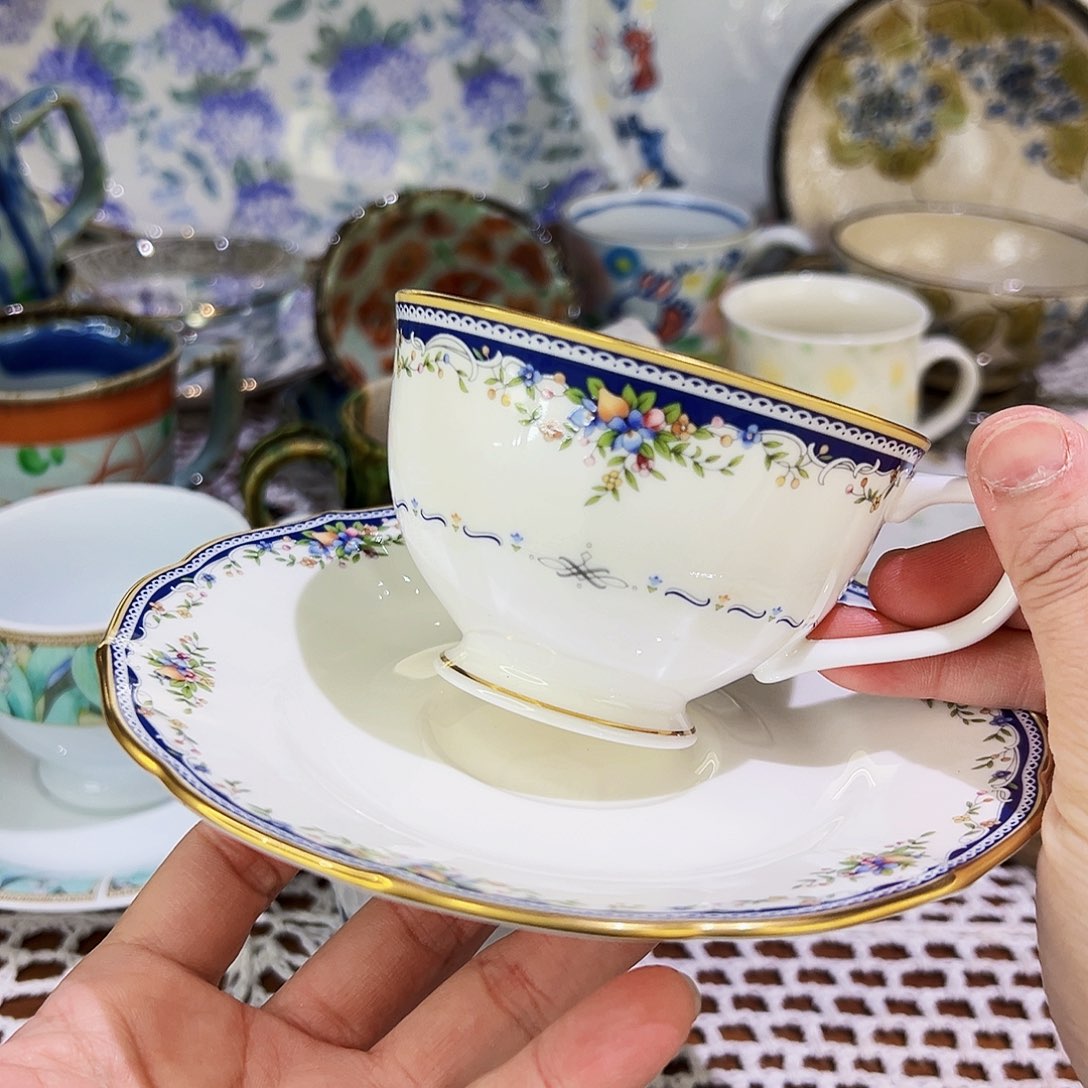 咖啡杯和茶杯也好好吃