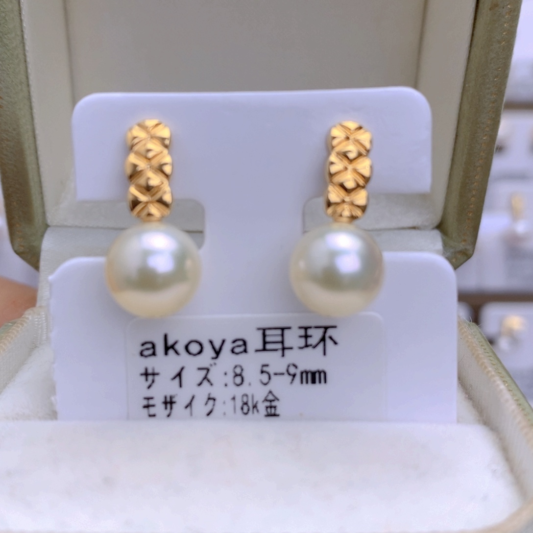 海水珍珠耳饰18K金镶嵌