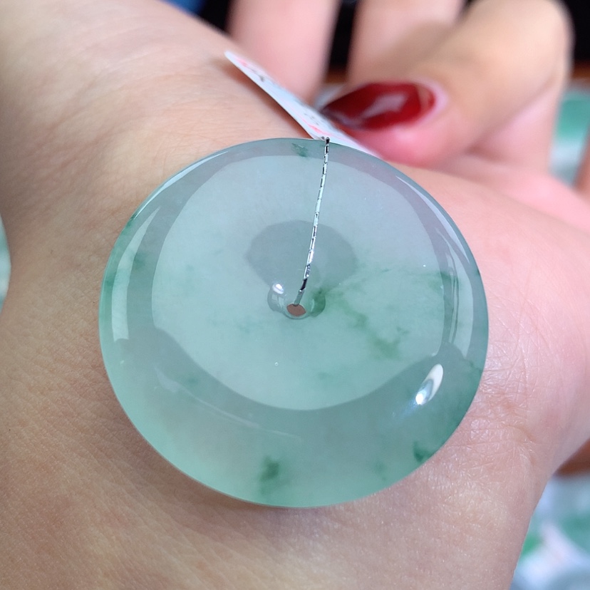 【闪购商品】翡翠吊坠(不含链)未镶嵌会****n