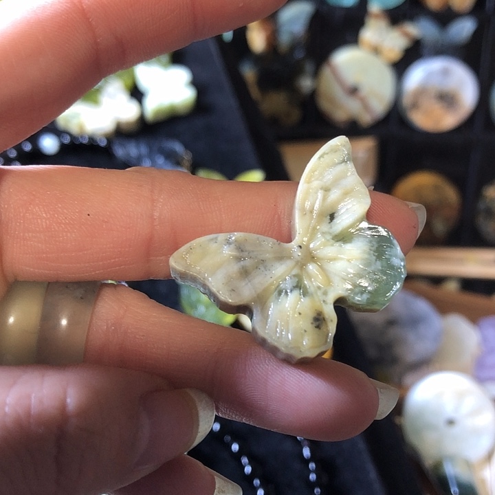 岫玉未镶嵌岫玉挂件
