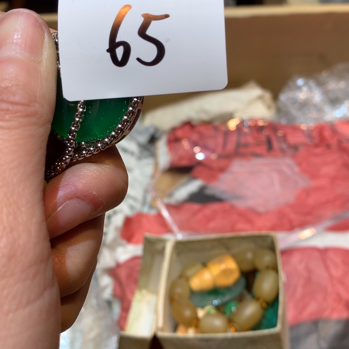 瓷片心**珈哈哈哈哈哈这65