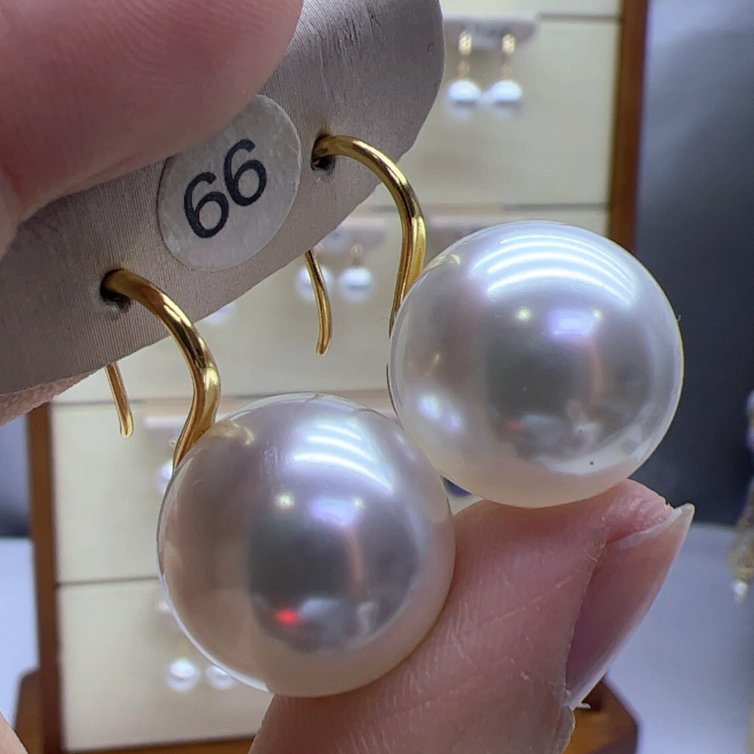 淡水珍珠耳饰18K金镶嵌