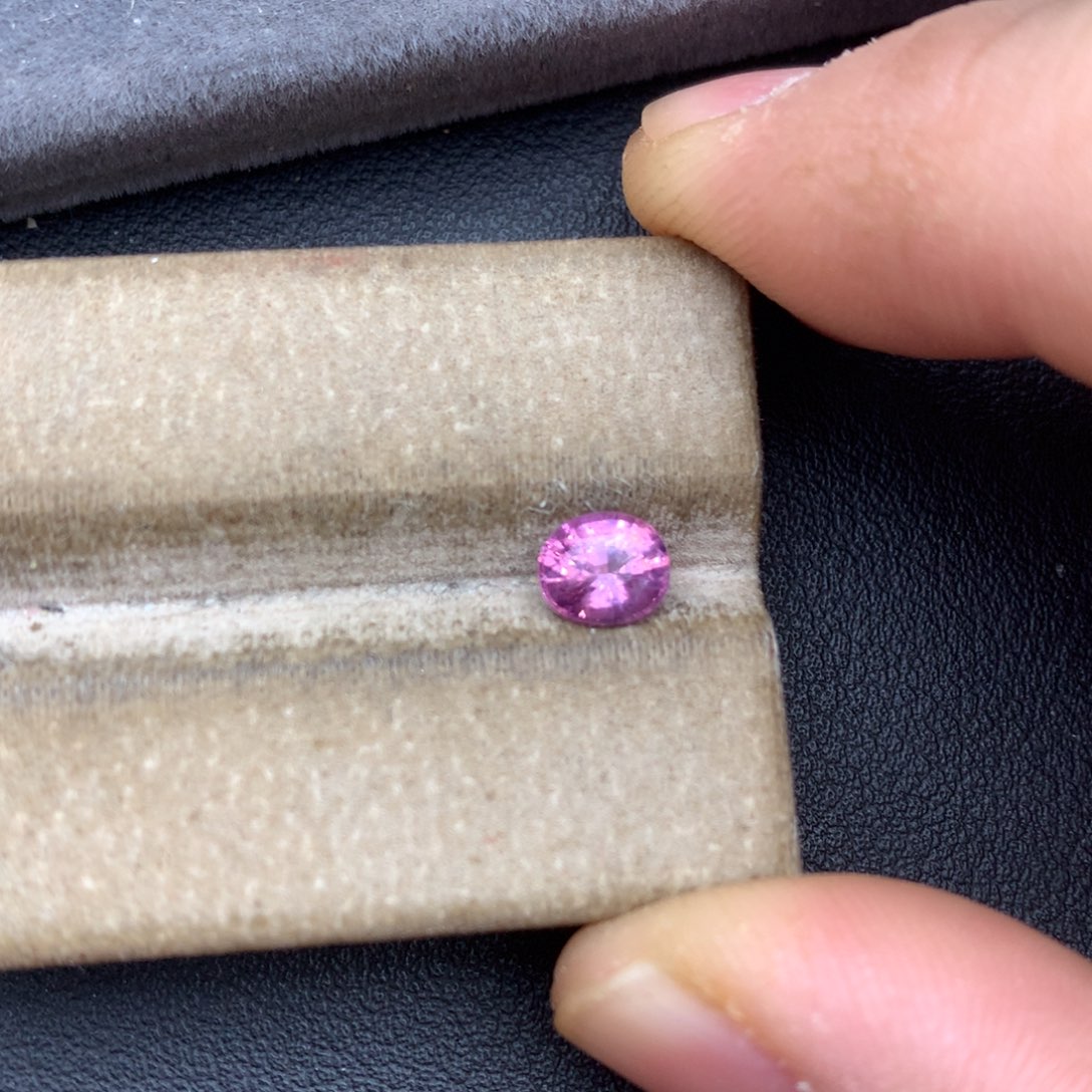 裸石蓝宝石0.98ct无烧