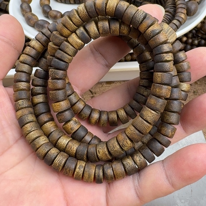 唔***灵手串沉香乌身手串27克加