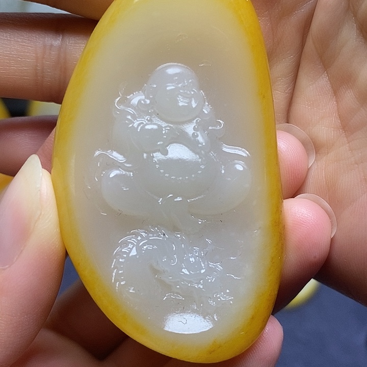 未镶嵌和田玉挂件