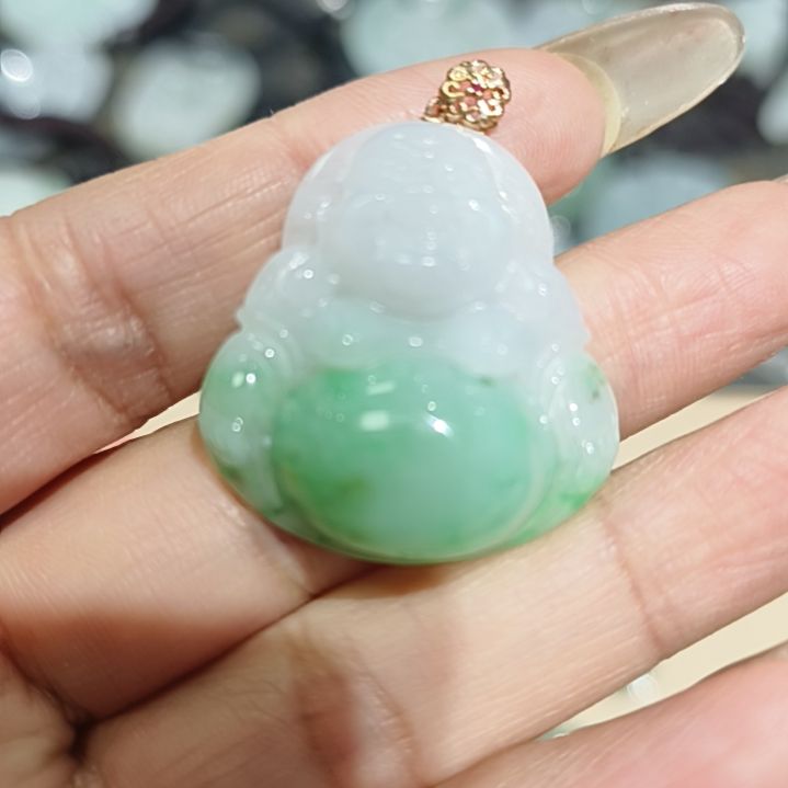 翡翠颈饰未镶嵌佛公