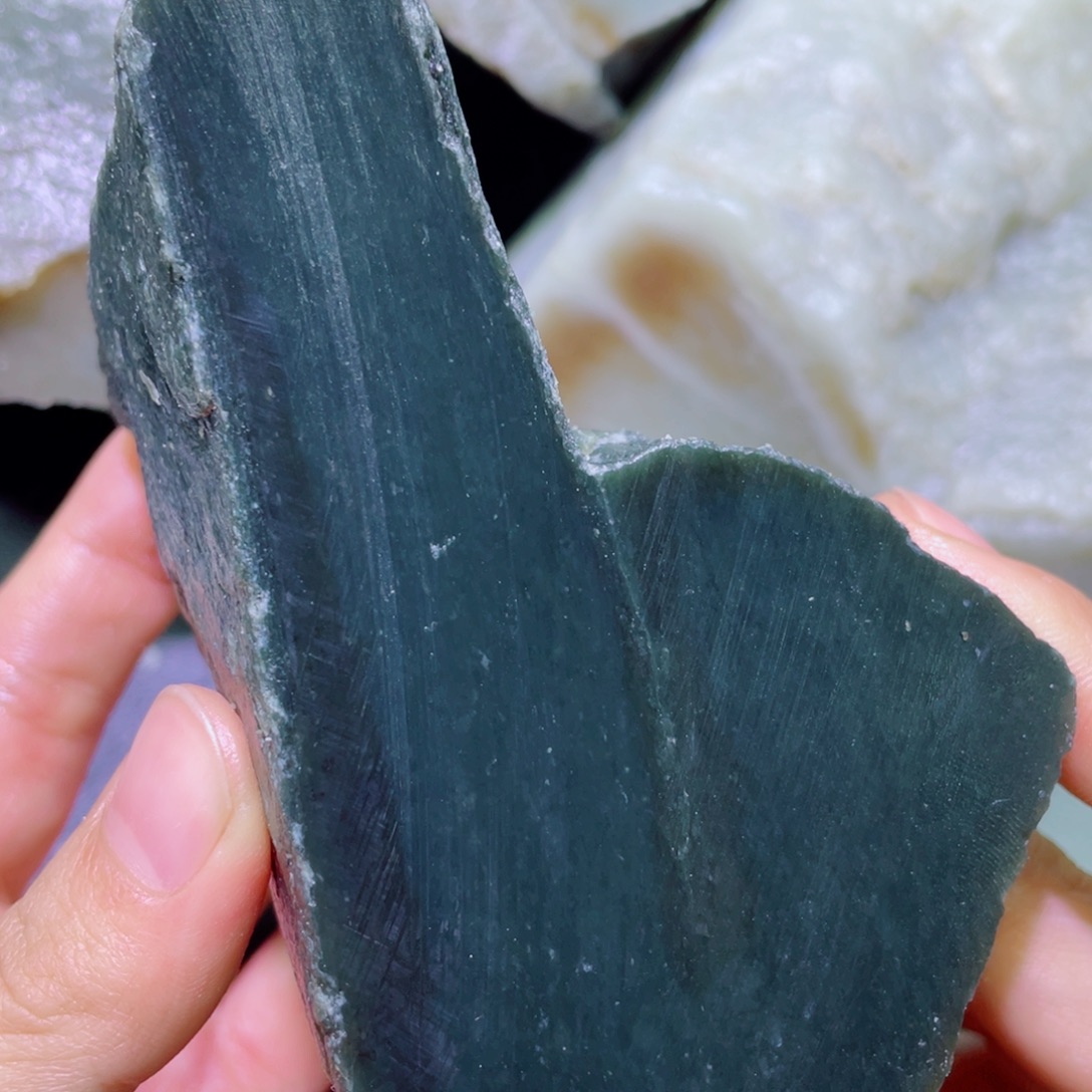 和田玉未镶嵌珠宝半成品