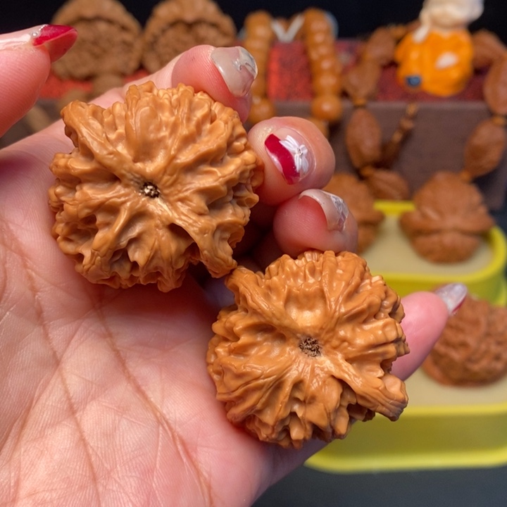 钓***鱼文玩核桃吊坠39苹果园