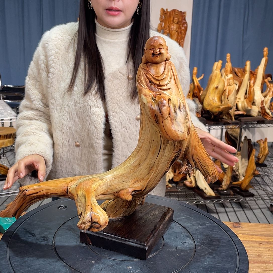 柏木（崖柏）随型艺术根雕