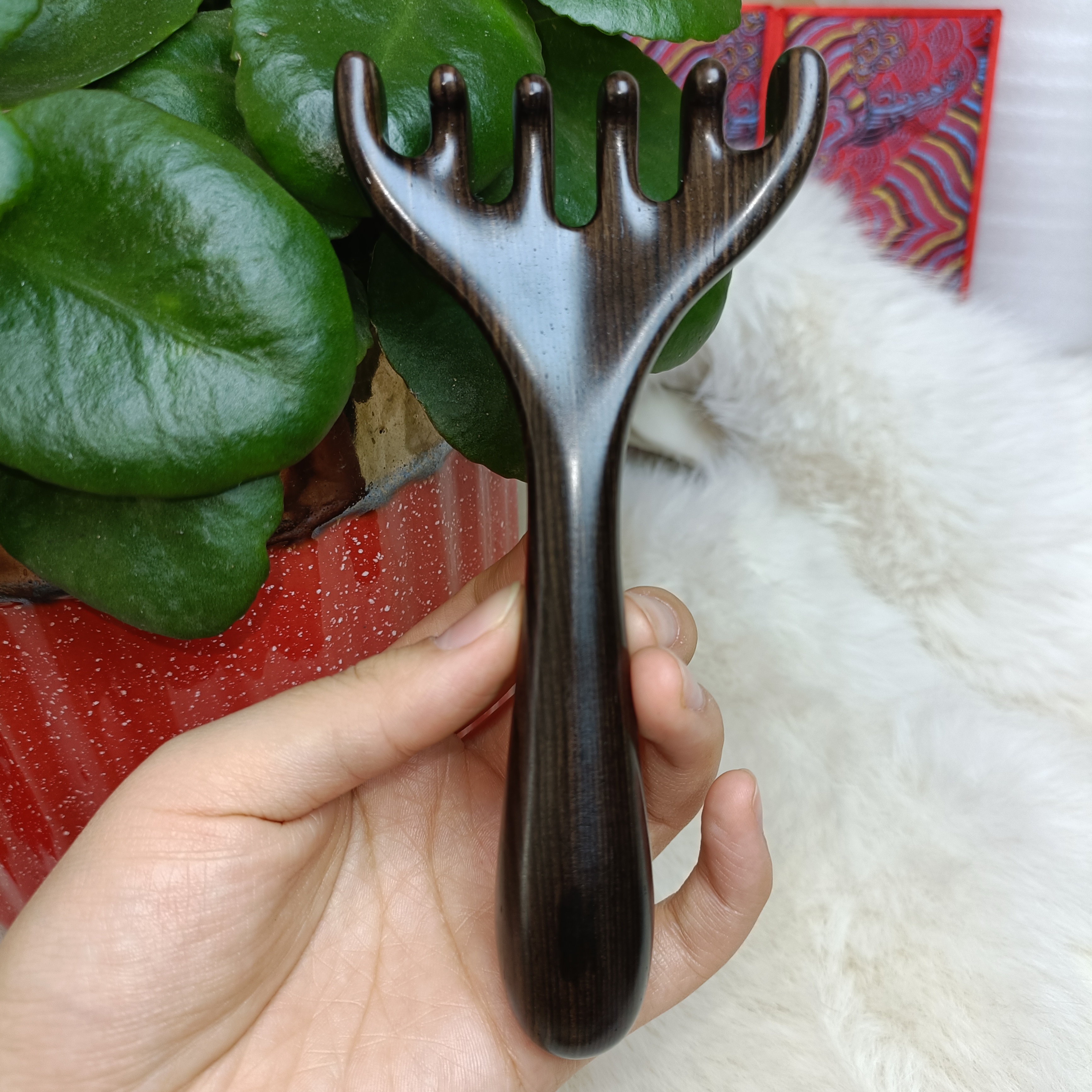 正宗紫光檀木加厚鹿角经络按摩梳，养生头疗六齿随机推荐