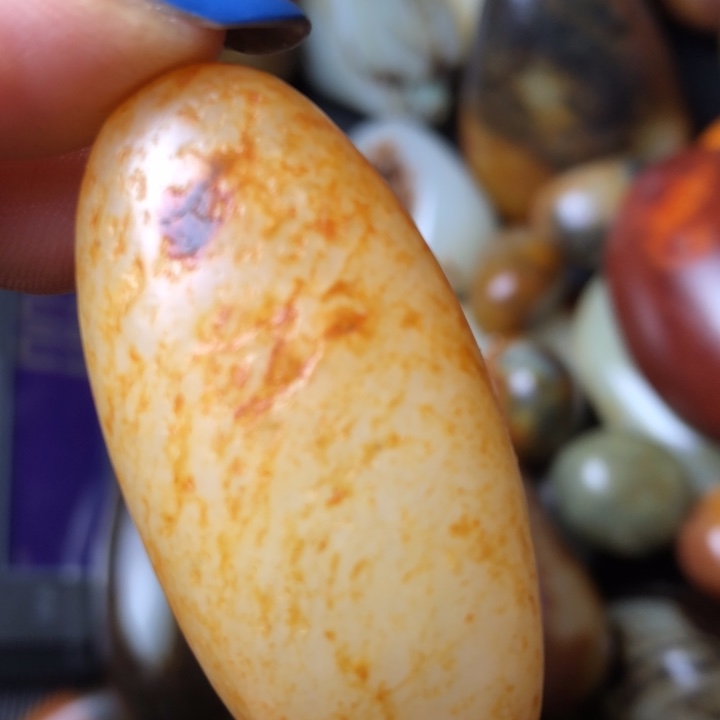 和田玉未镶嵌珠宝奇石