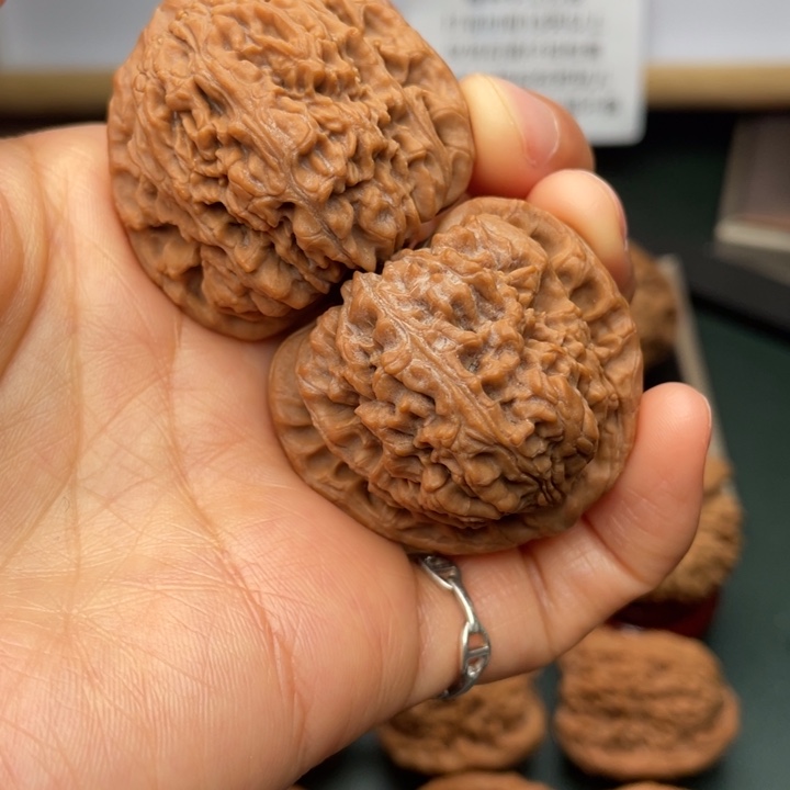 文玩核桃吊坠393935尺三角