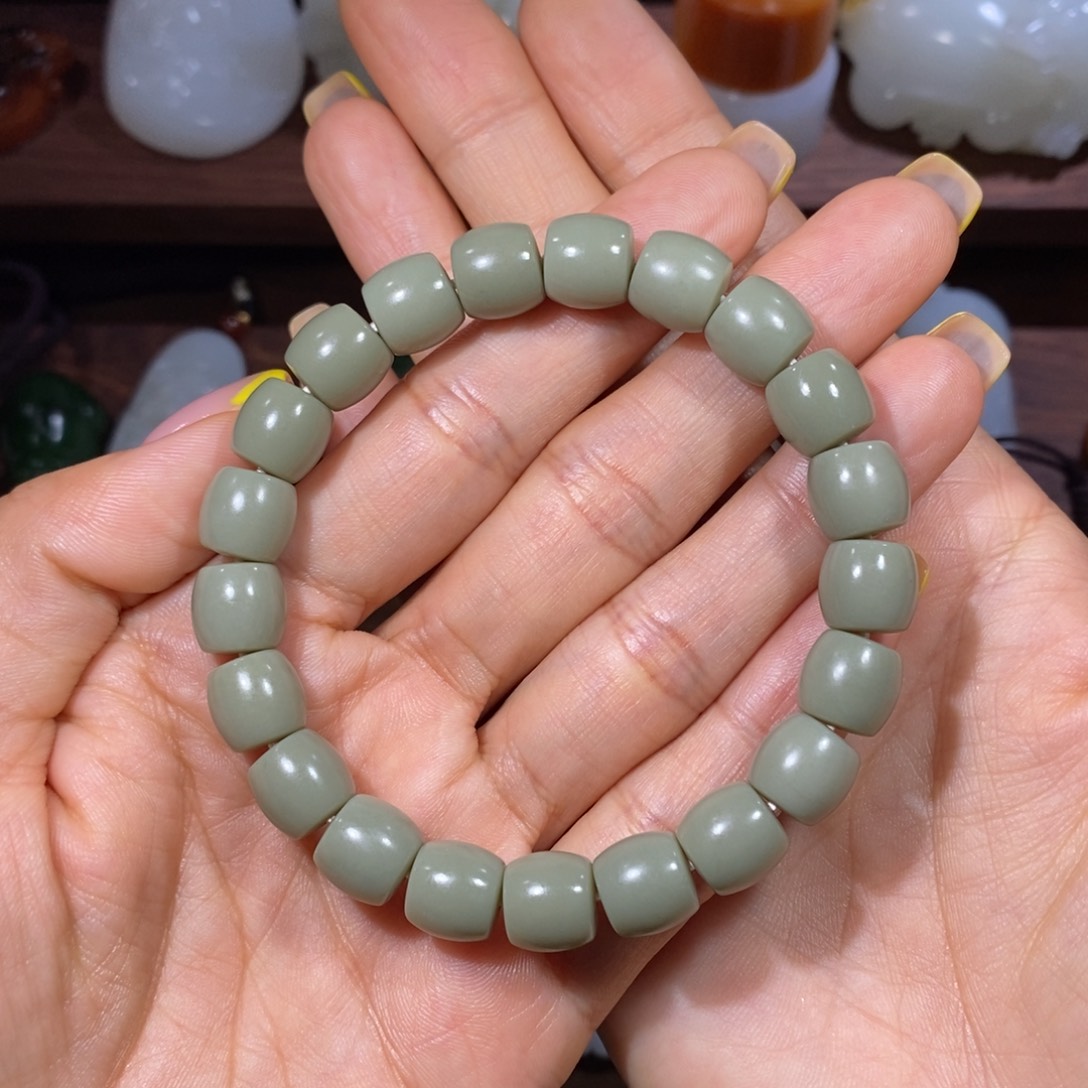 和田玉手链未镶嵌