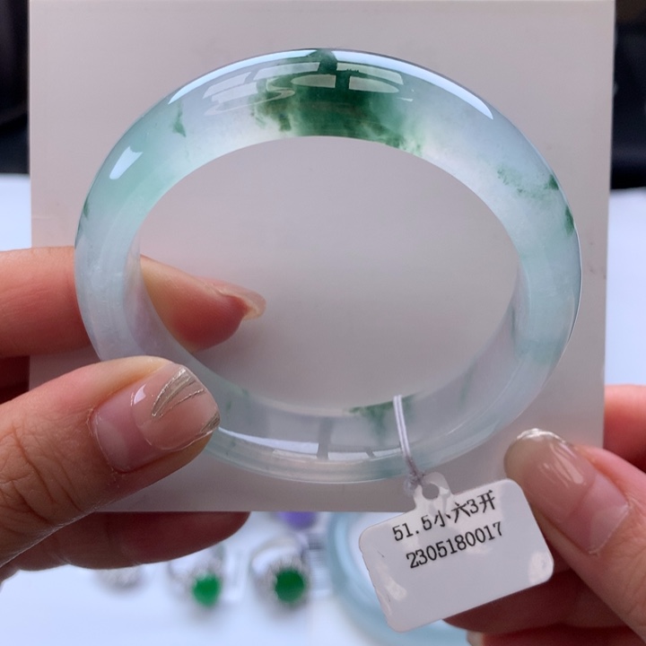 翡翠手镯未镶嵌51.5冰飘花正圈（具体价格咨询客服）