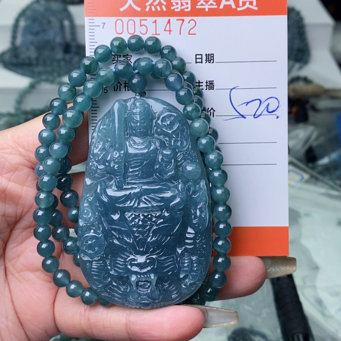 翡翠颈饰未镶嵌，，，，，，，，，，