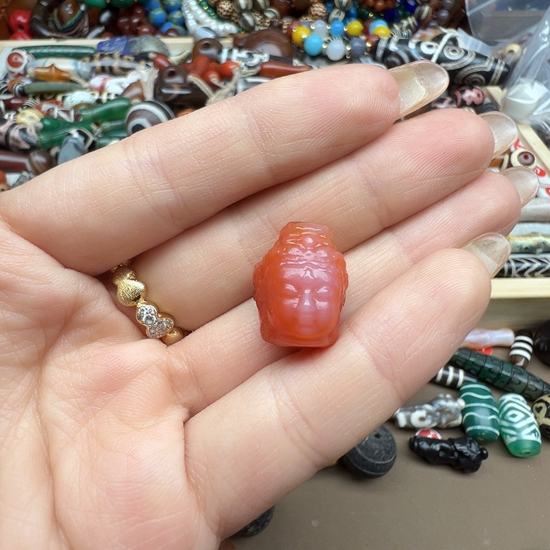 美***言玛瑙/玉髓未镶嵌珠宝半成品