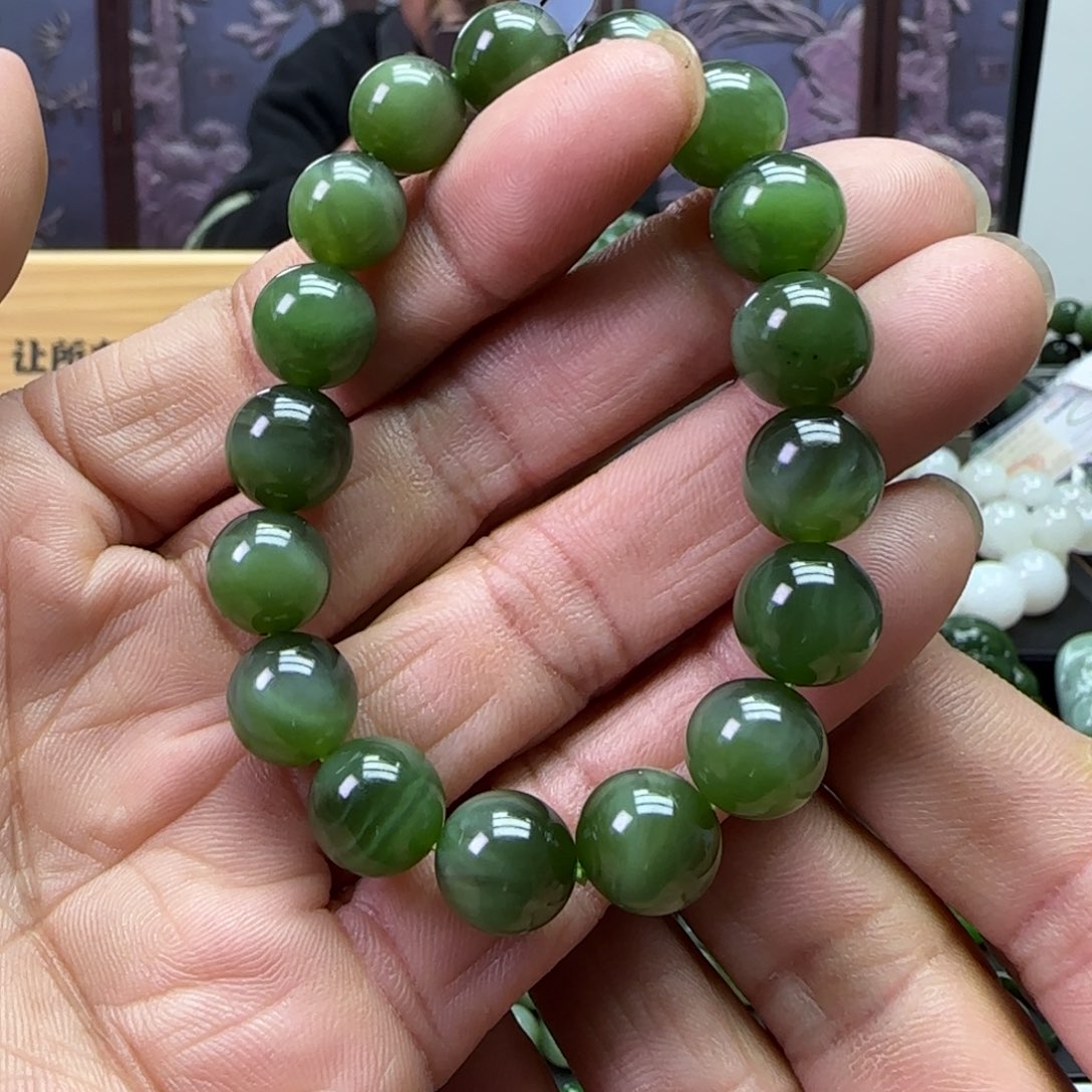 和田玉未镶嵌珠宝奇石