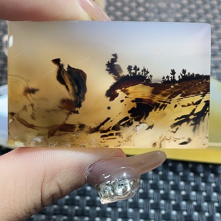 東***哥玛瑙/玉髓未镶嵌颈饰