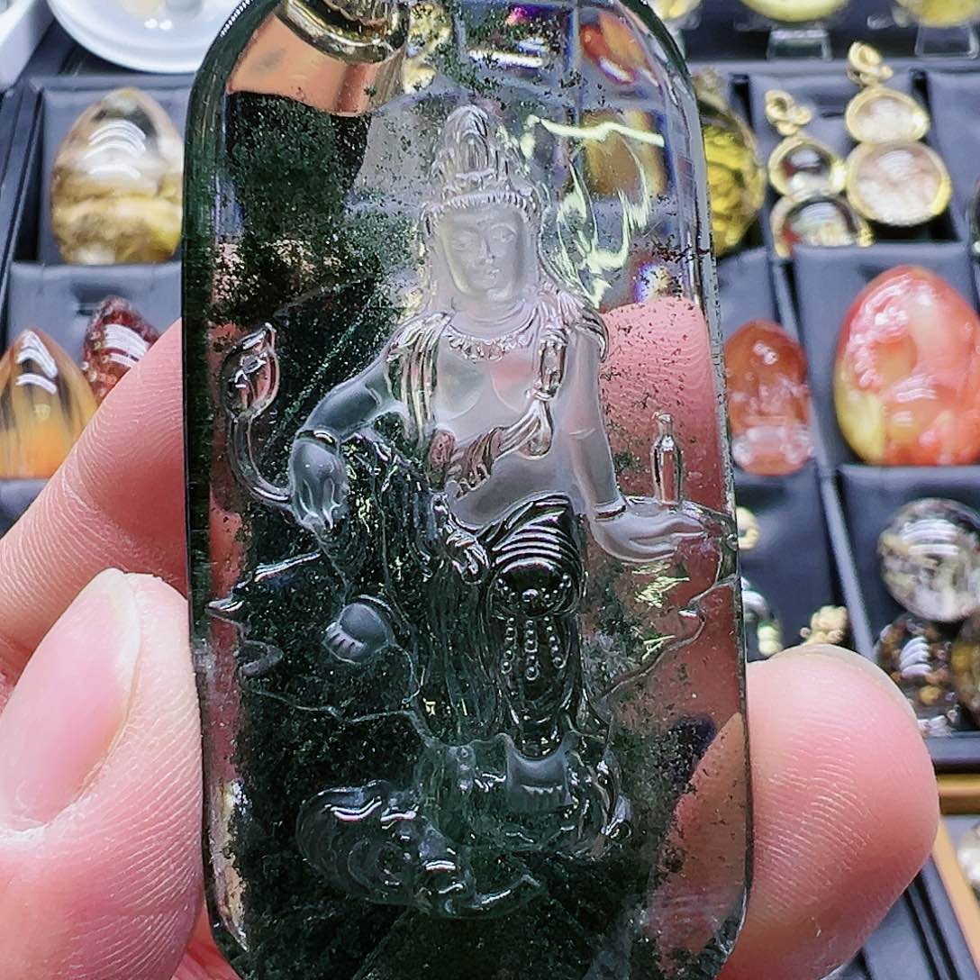 水晶吊坠……裸石未镶嵌