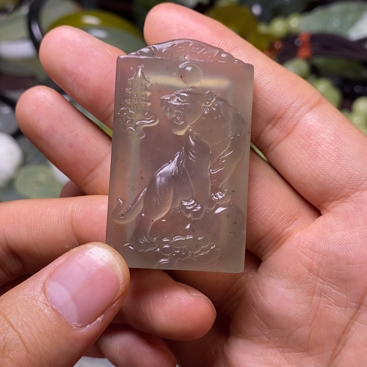 岫玉岫玉颈饰未镶嵌