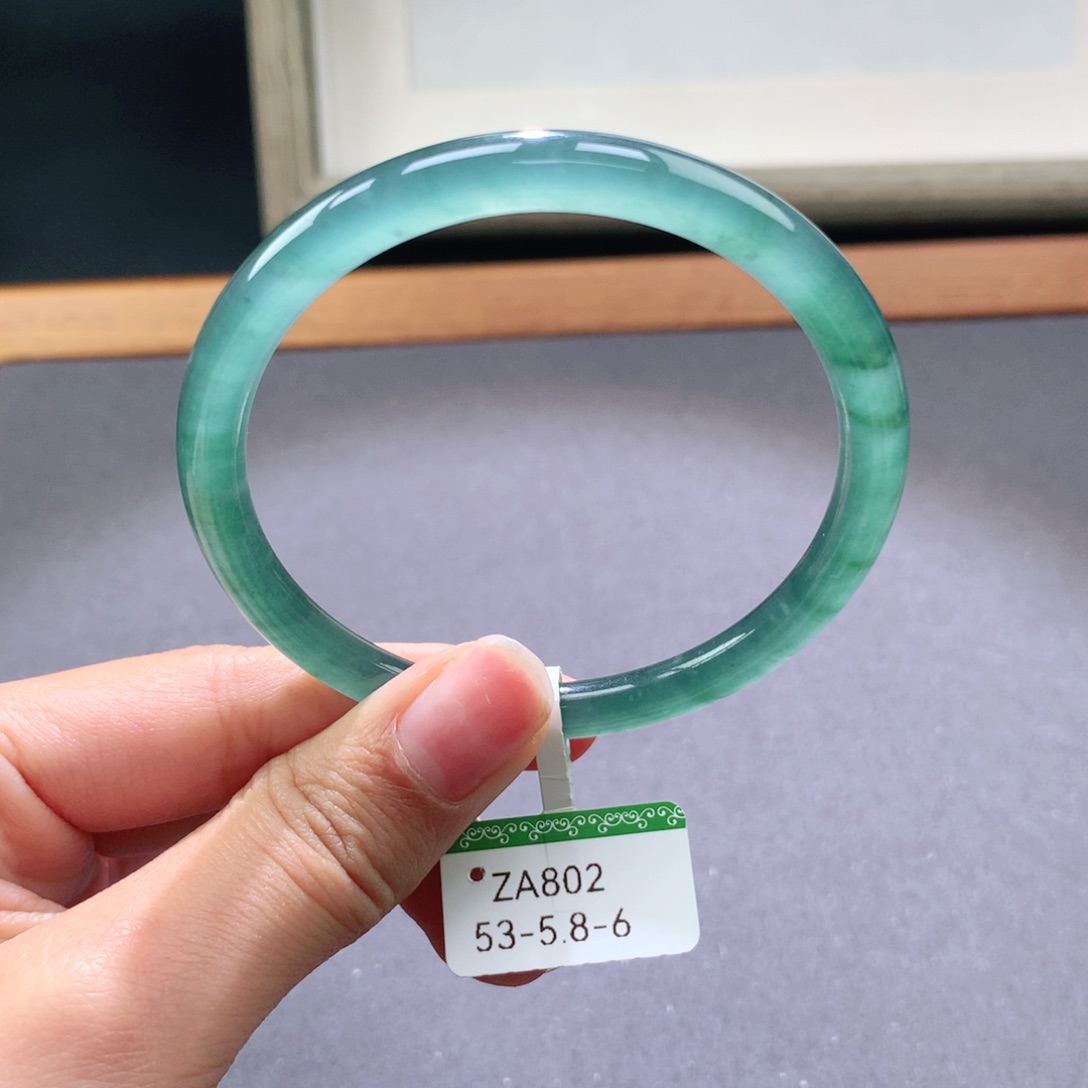 翡翠手镯未镶嵌天然翡翠手镯叮当镯