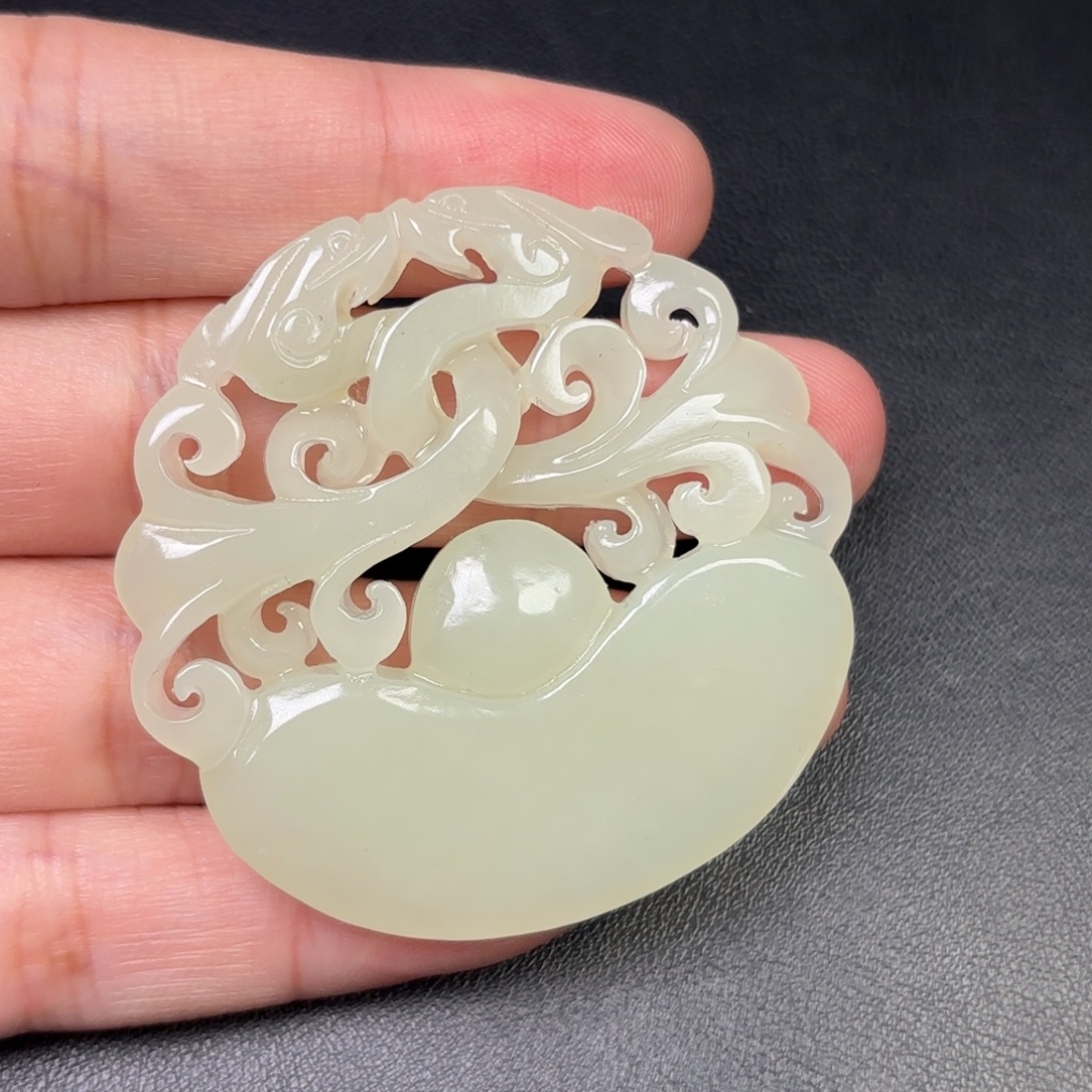 田***6和田玉未镶嵌挂件