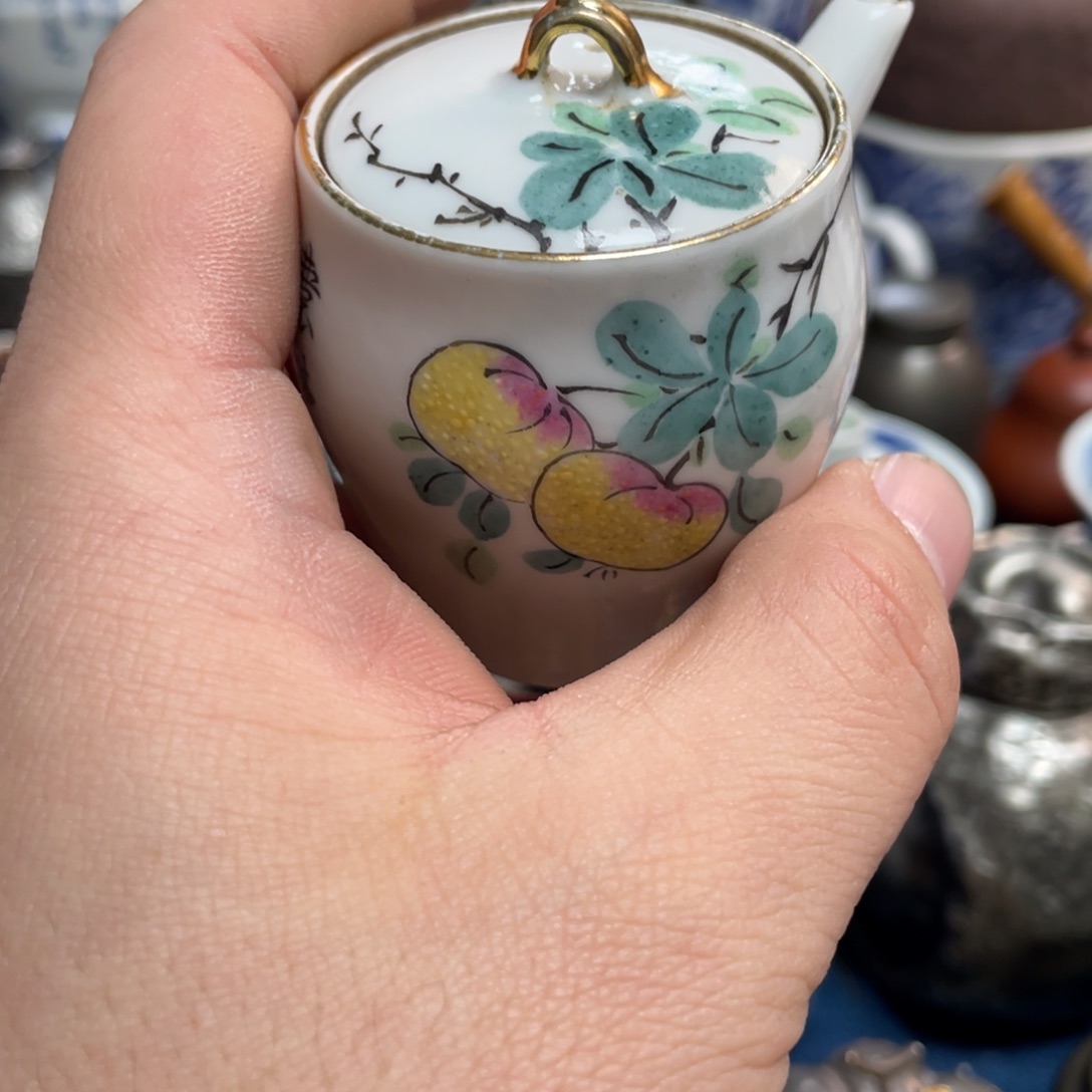 关***置核桃两个球核桃两个球茶壶