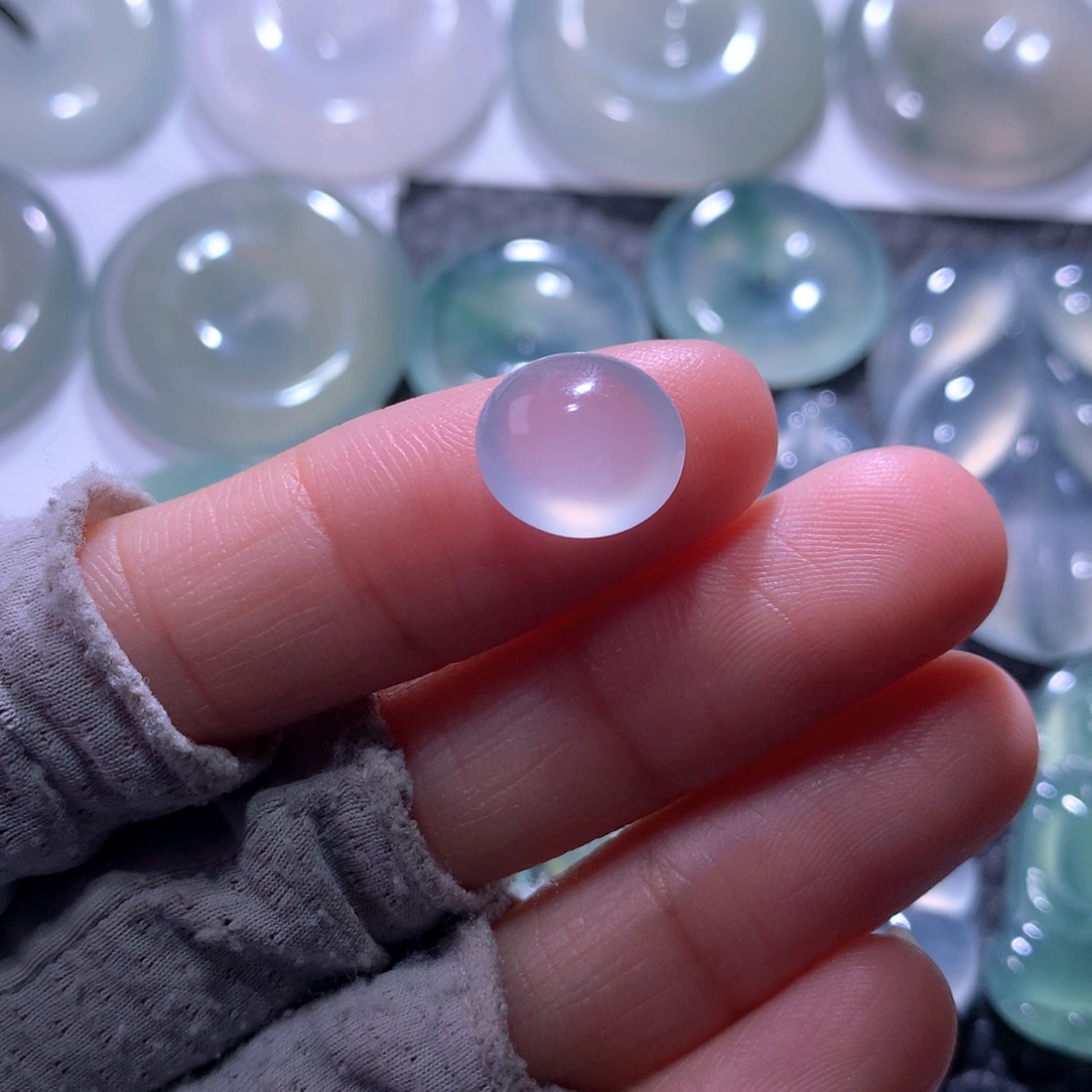 翡翠未镶嵌颈饰蛋面