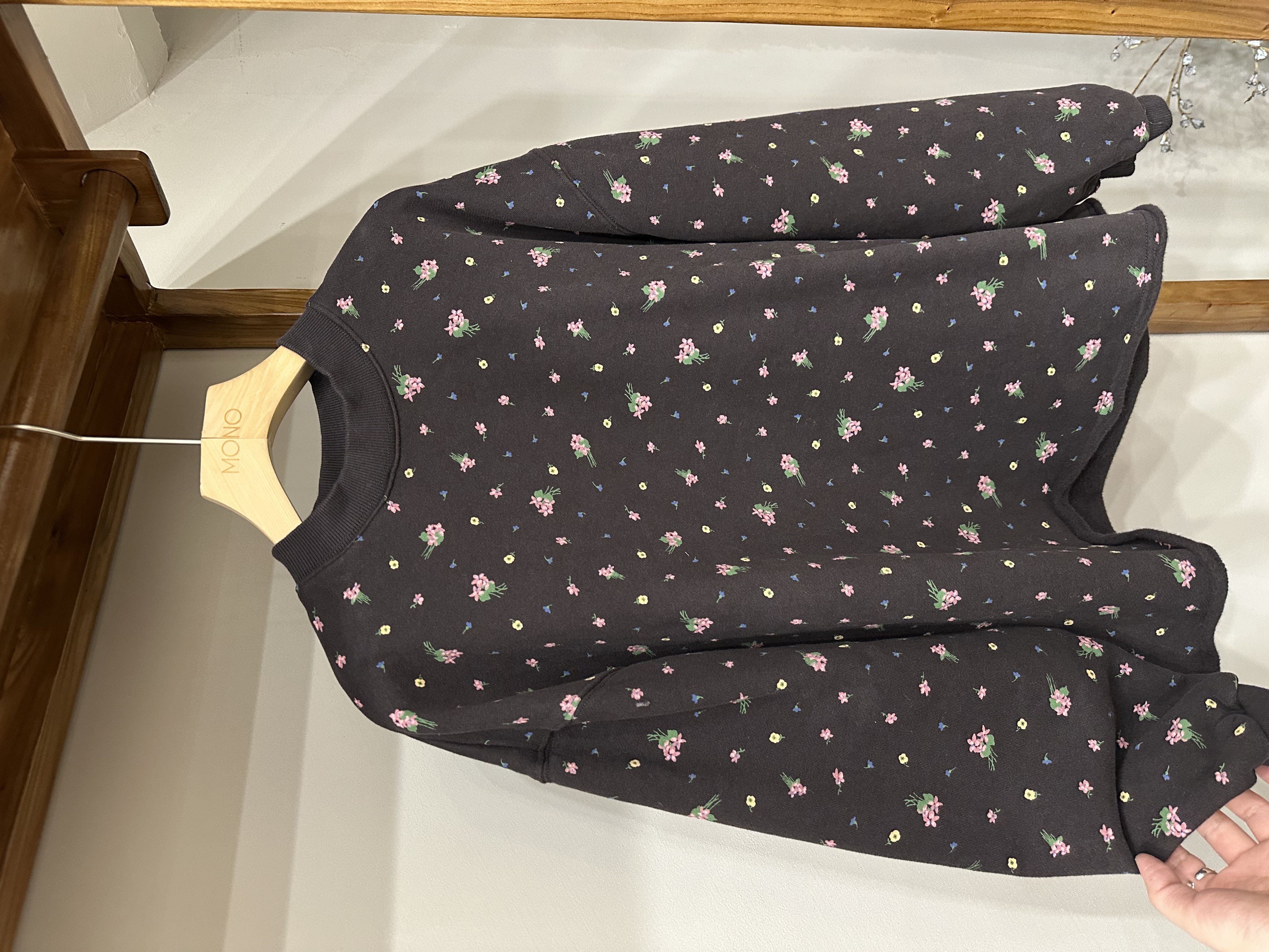  韩国正品/不支持退换/am/碎花圆领卫衣/1209/15/29/19