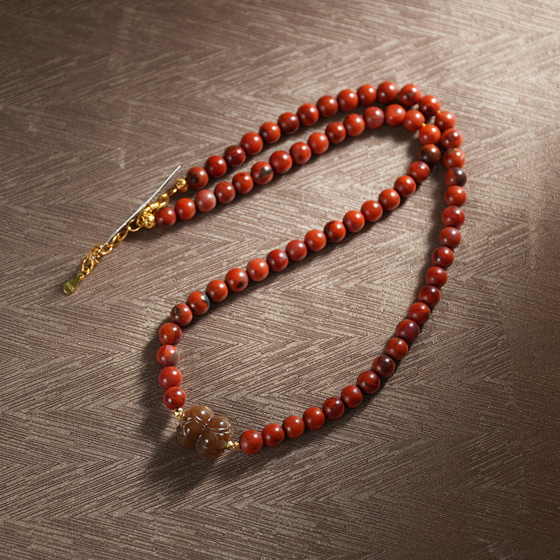 【老掌柜讲珠宝】南红鸡血包浆糖玉并蒂双莲妈妈链 M062724