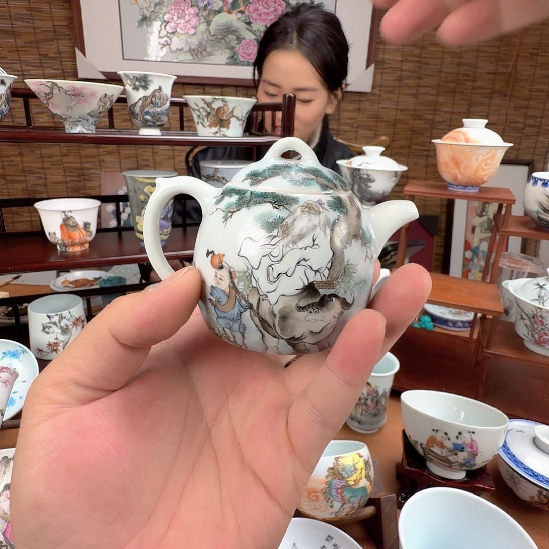 徐***军瓷摆件景德镇陶瓷学院副院长等