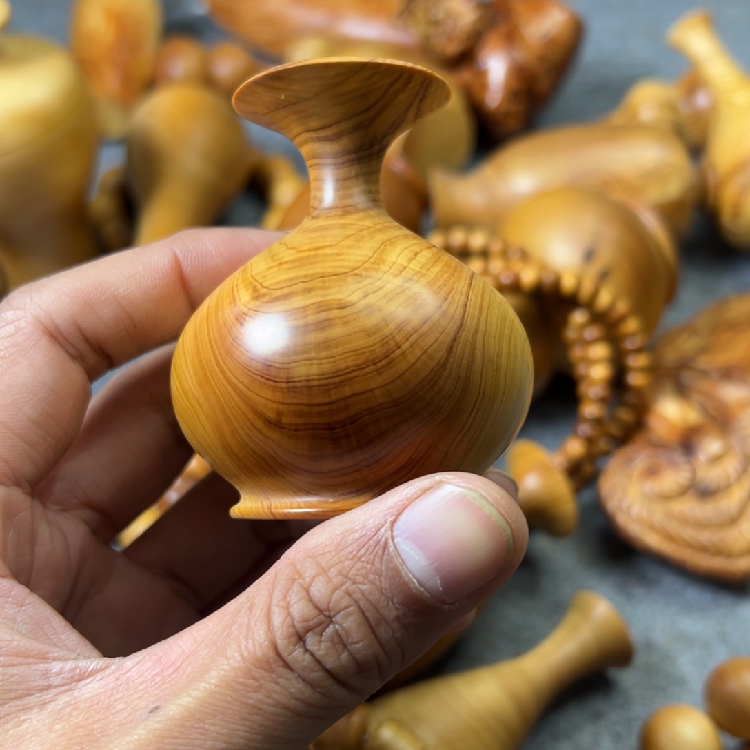 小***行柏木（崖柏）太行陈化瓶子