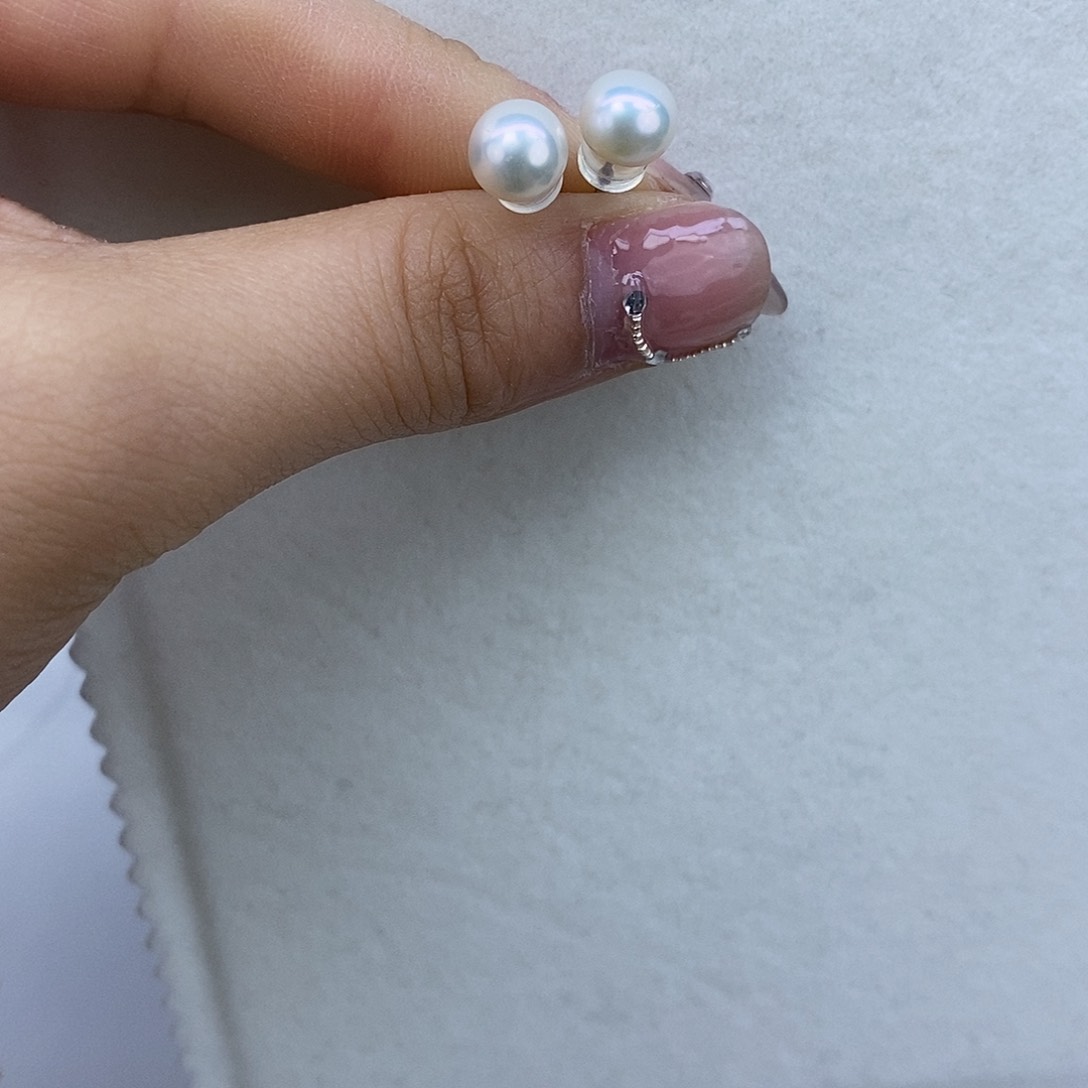 淡水珍珠耳饰银S925镶嵌➕7.8