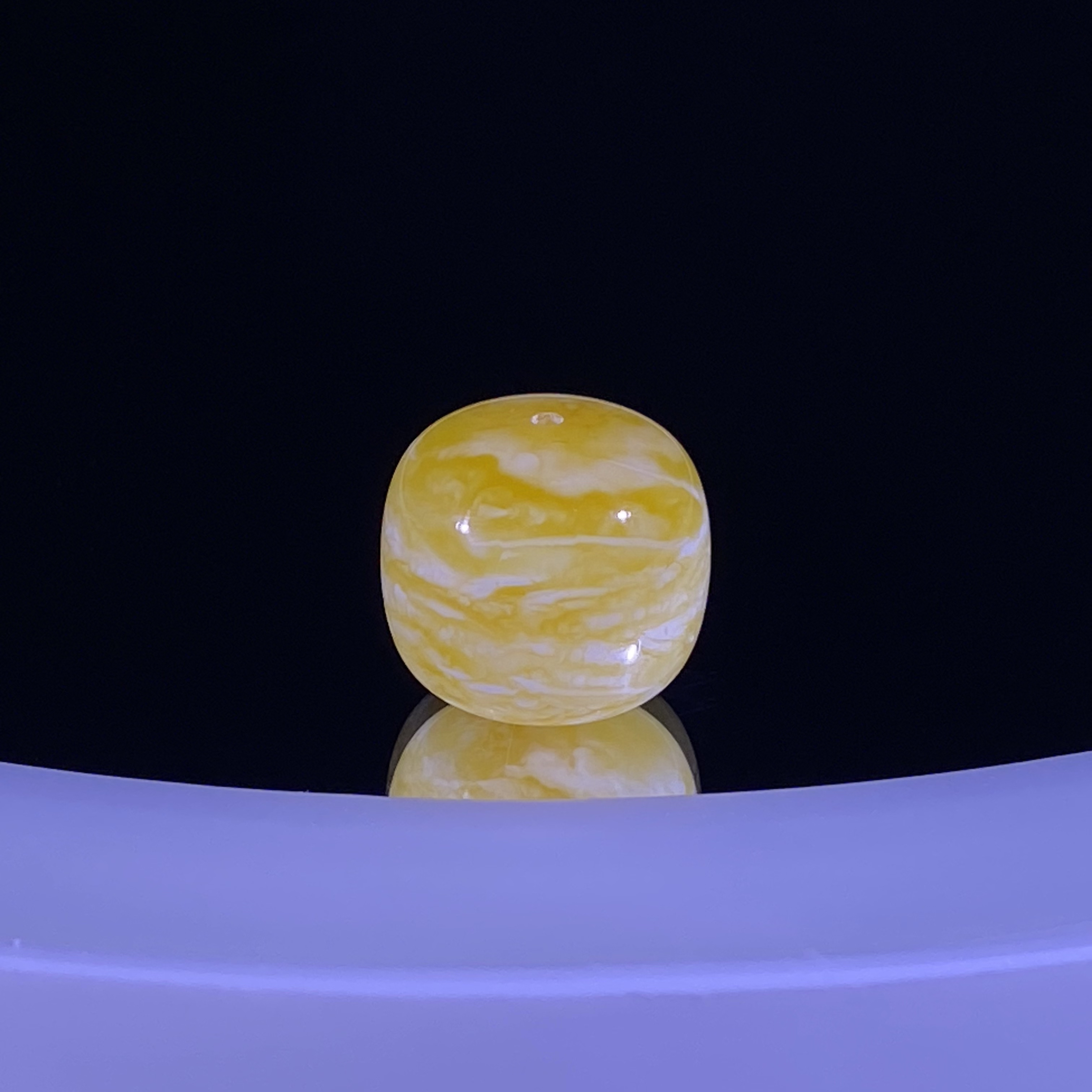 13.6mm焦皮细纹千层雪虎皮纹妖花蜜蜡老型 细纹难遇