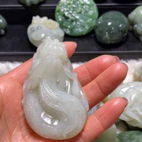 未镶嵌和田玉（糖玉）珠宝奇石允*