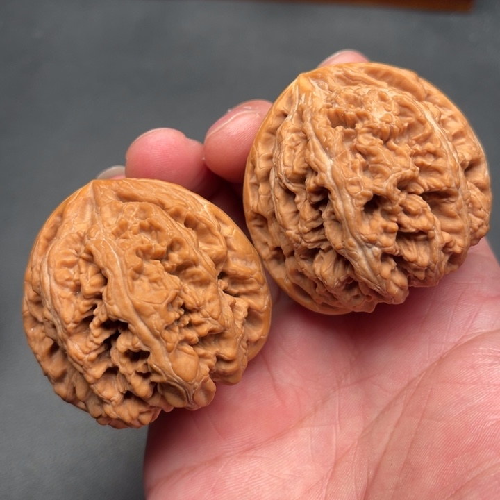 文玩核桃把件大粗筋