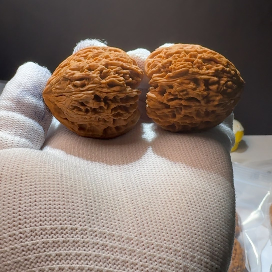 文玩核桃把件福袋关系不走心