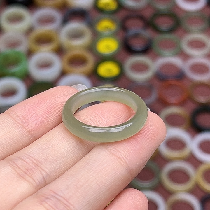 和田玉戒指未镶嵌18.1内径17圈冰湖