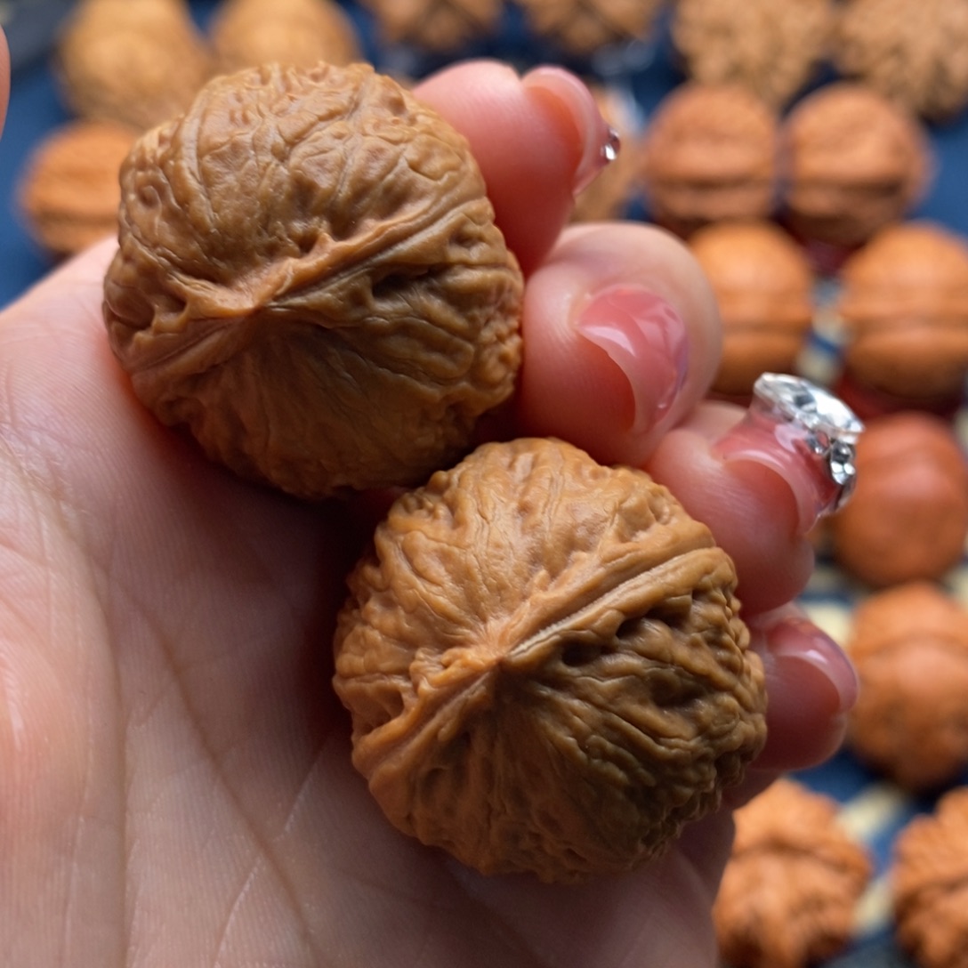 文玩核桃把件精品小手捻