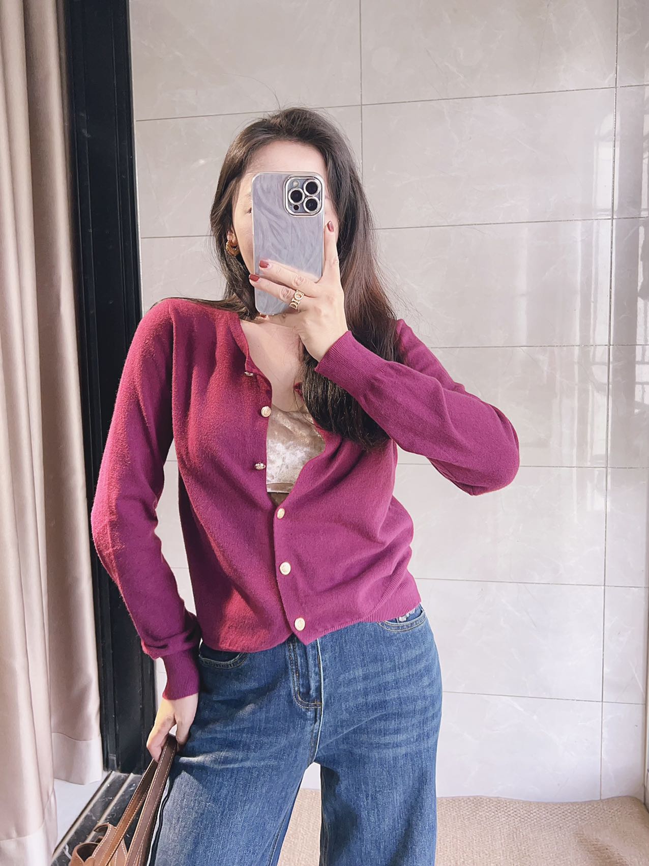 法式小众 小金扣 显瘦显白薄玫红色柔软羊毛针织衫