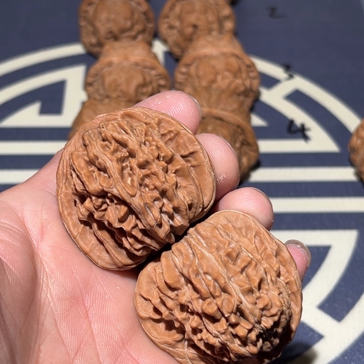 文玩核桃把件43四座楼