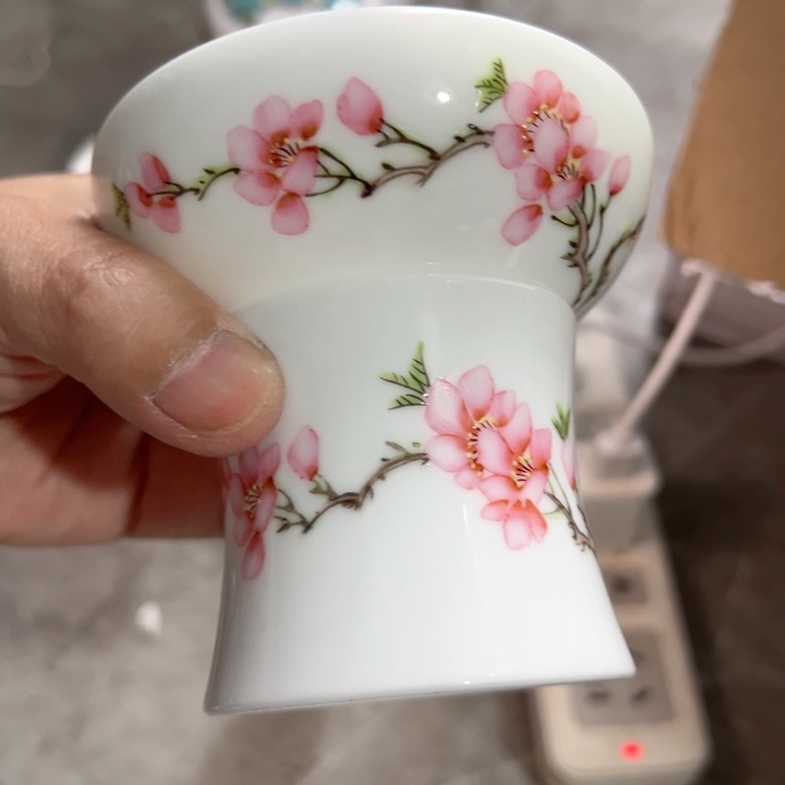 盘手绘茶漏陶瓷一个