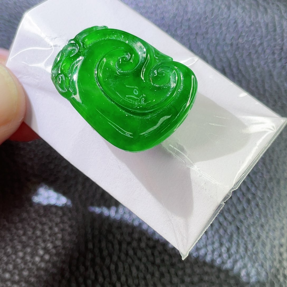 定制翡翠未镶嵌翡翠