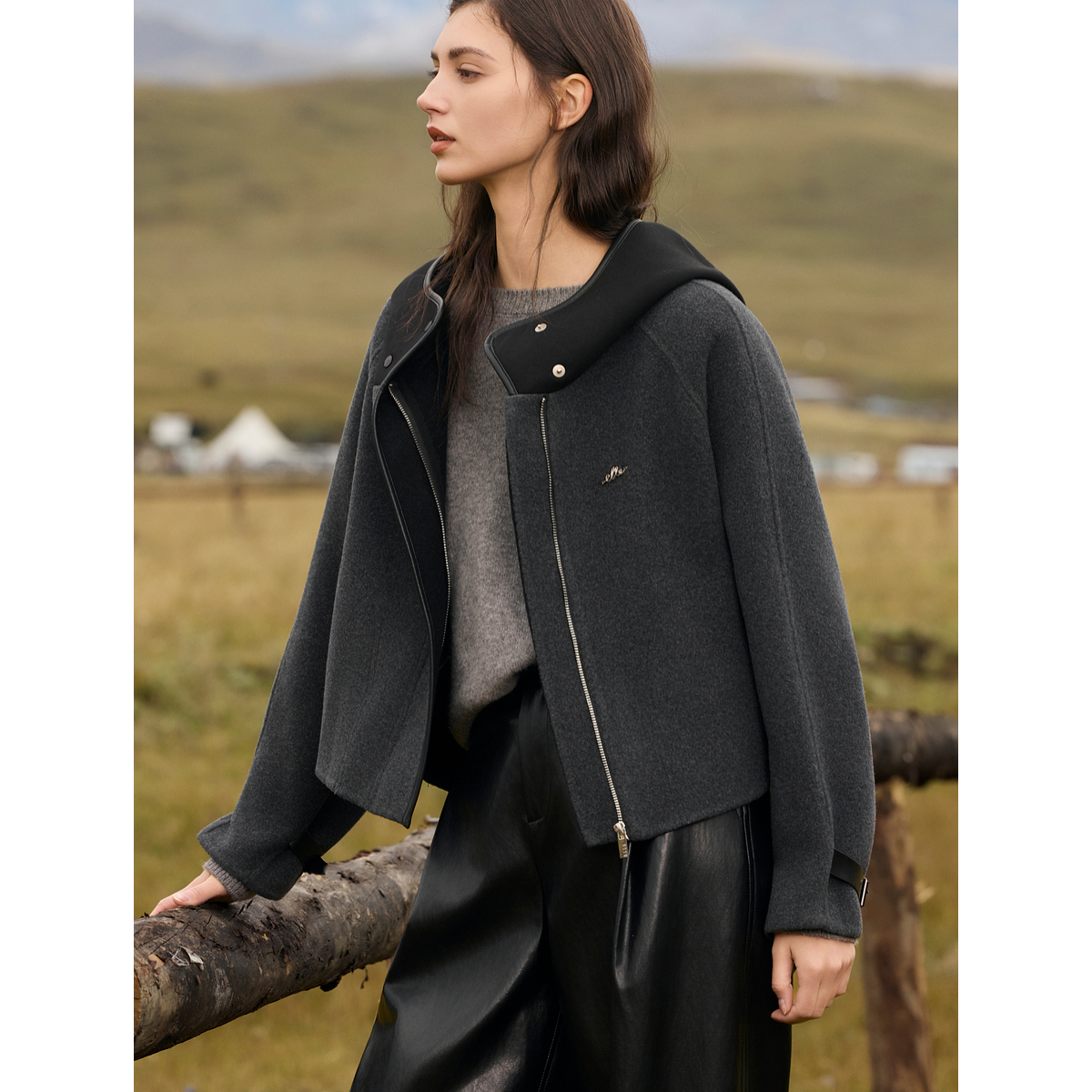 【女装优选WL】ELLE连帽羊绒双面呢大衣女宽松毛呢短外套EN52094