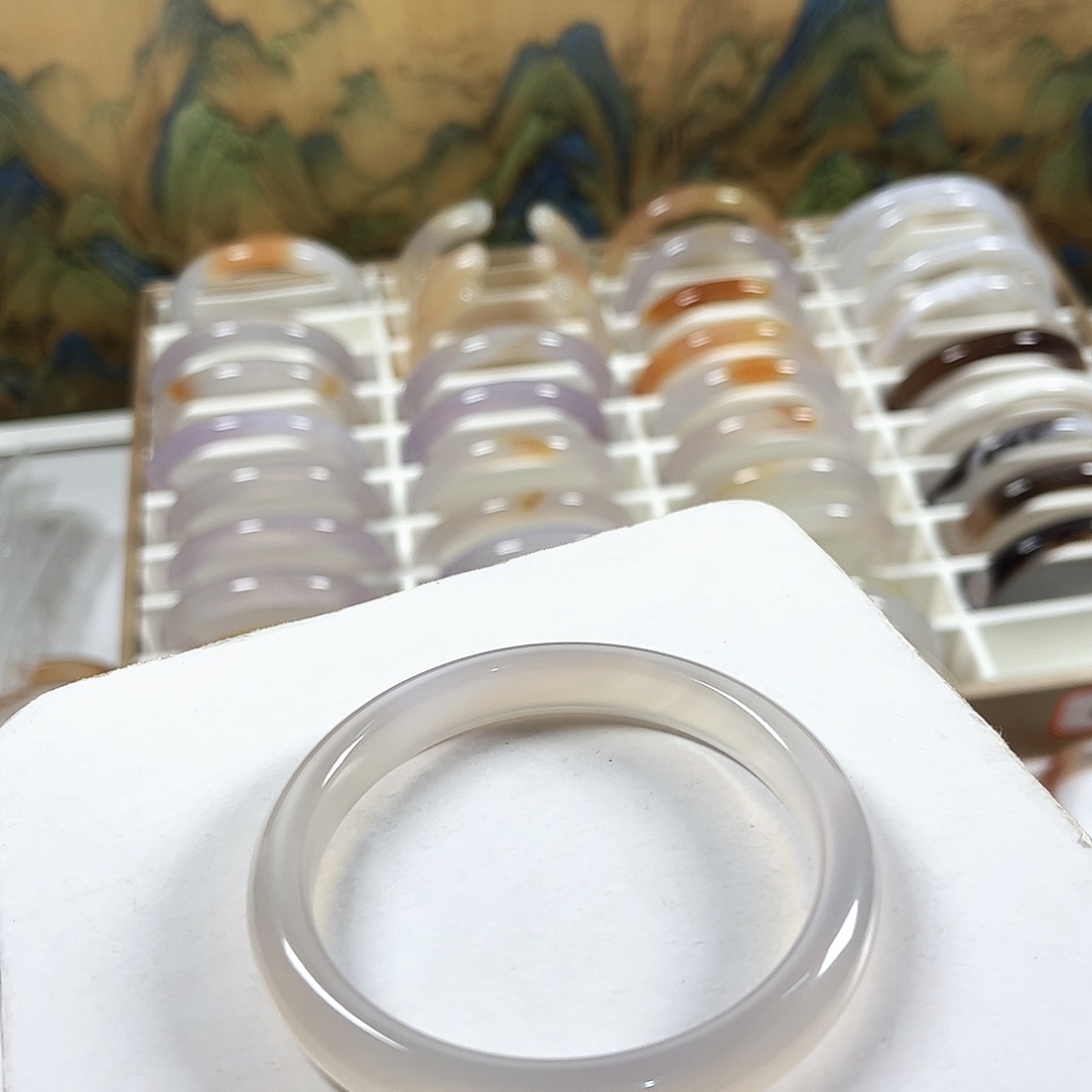 玛瑙/玉髓未镶嵌手镯猫