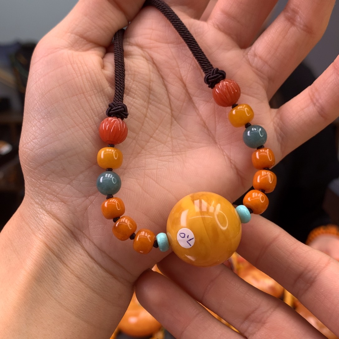 蜜蜡颈饰未镶嵌天然